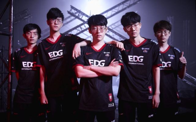 人表现上 人表现上