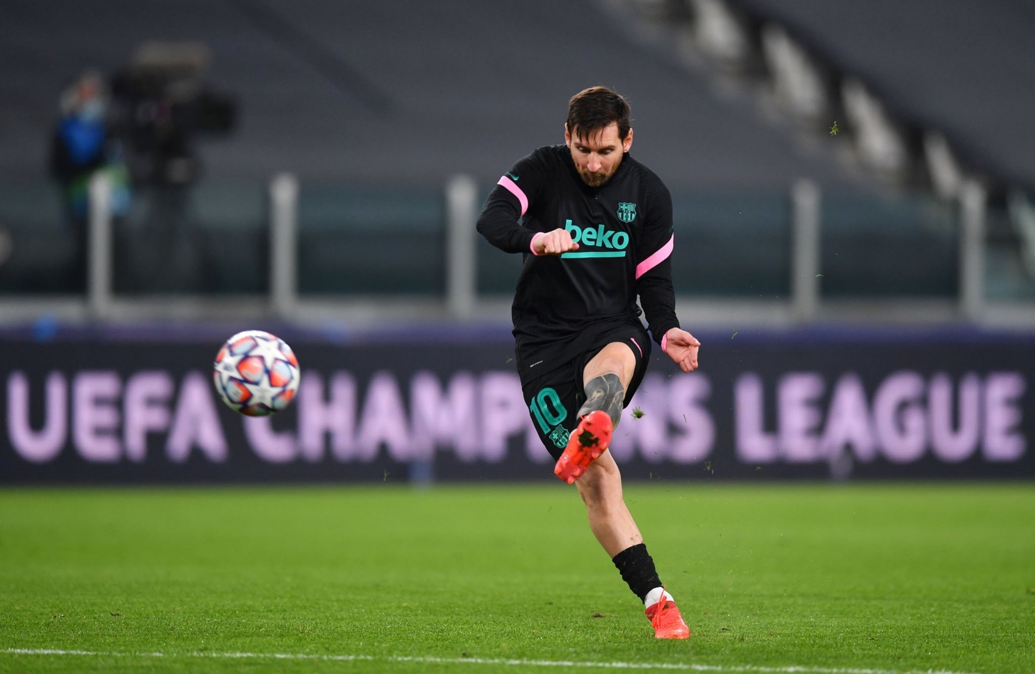 与一所大学 与一所大学